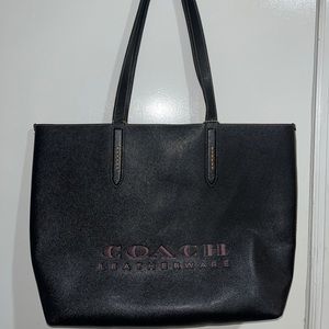COACH LEATHERWEAR PURSE TOTE